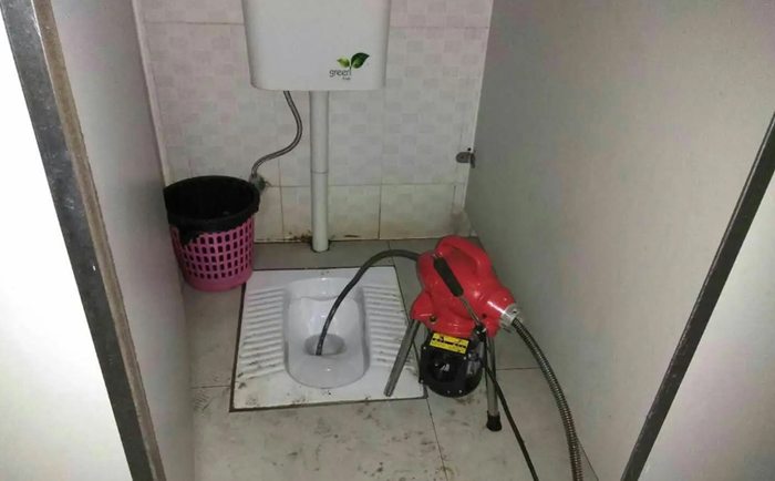 福贡蹲便疏通